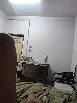 Sandar clegan online show from 11-18-25, 06:44