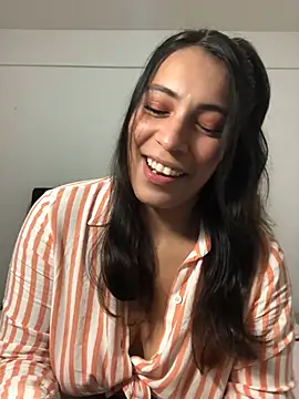 Vianca Costt online show from 01-13-26, 04:05