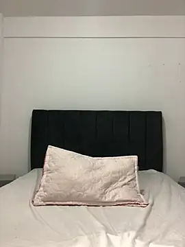 Vianca Costt online show from 04-16-26, 05:19