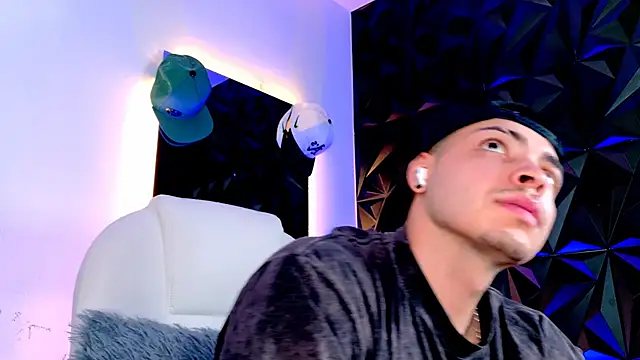 Maxwell Dupont online show from 12-02-25, 09:16