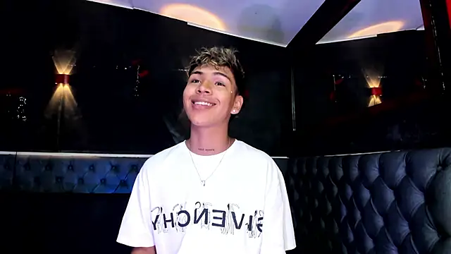 Timmy Kiing  online show from 12-23-25, 12:00