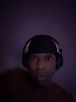 CrookedBeaut online show from 01-11-26, 02:57