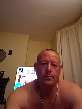 Snapshot of Tyson120 chatting on 07-31-26, 10:29 Tyson120 online show from 07-31-26, 10:29