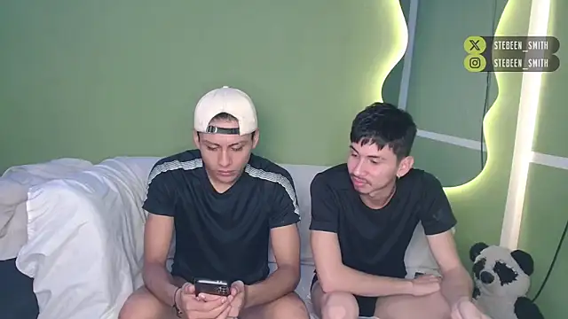 Snapshot of stebeen_smithh chatting on 02-23-26, 12:17 stebeen smithh online show from 02-23-26, 12:17