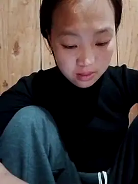 Yumiik2kk online show from 12-22-25, 01:06