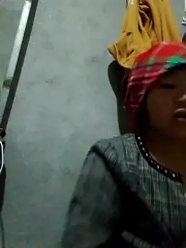 Yumiik2kk online show from 11-29-25, 05:02