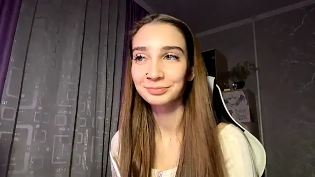 HollyPaw online show from 11-10-25, 06:35