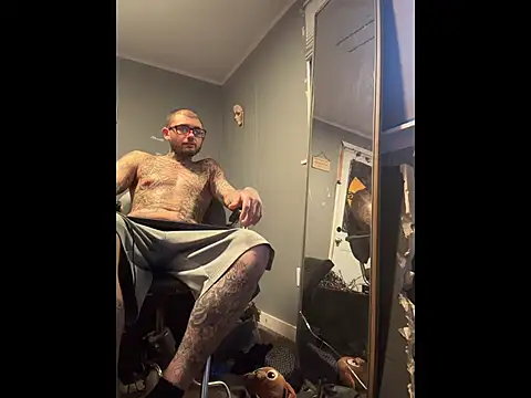 trickydickydaddy online show from 04-18-26, 11:34