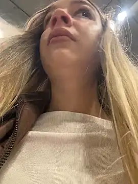 SashaCatt online show from 03-29-26, 08:38