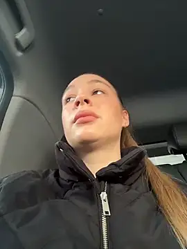 SashaCatt online show from 03-11-26, 08:19