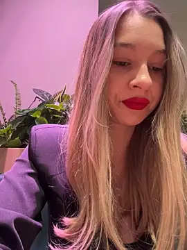 SashaCatt online show from 11-13-25, 07:34