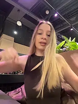 SashaCatt online show from 11-24-25, 07:19