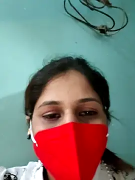 Snapshot of RiyaShah450 chatting on 11-08-25, 05:05 RiyaShah450 online show from 11-08-25, 05:05