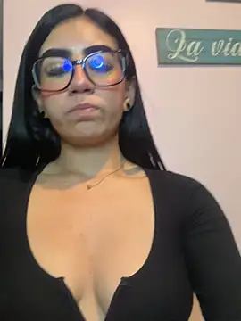SCARLETT INK  online show from 06-12-26, 10:24
