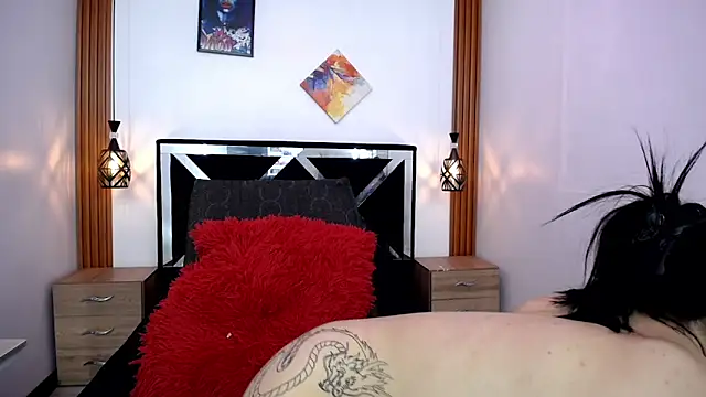 SCARLETT INK  online show from 06-19-26, 07:36