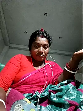 Snapshot of vipmonalisha chatting on 11-22-25, 05:45 vipmonalisha online show from 11-22-25, 05:45