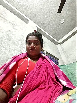 Snapshot of vipmonalisha chatting on 01-08-26, 04:02 vipmonalisha online show from 01-08-26, 04:02