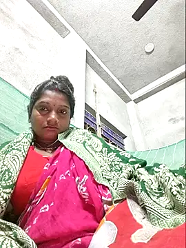 Snapshot of vipmonalisha chatting on 12-17-25, 02:22 vipmonalisha online show from 12-17-25, 02:22