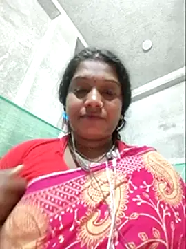 Snapshot of vipmonalisha chatting on 12-23-25, 09:19 vipmonalisha online show from 12-23-25, 09:19