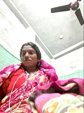 Snapshot of vipmonalisha chatting on 12-21-25, 04:08 vipmonalisha online show from 12-21-25, 04:08