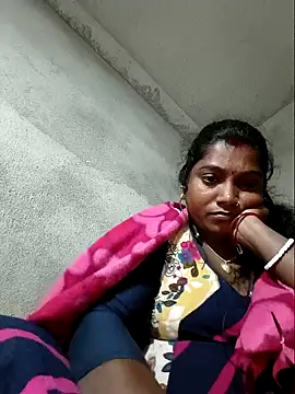 Snapshot of vipmonalisha chatting on 11-27-25, 02:50 vipmonalisha online show from 11-27-25, 02:50