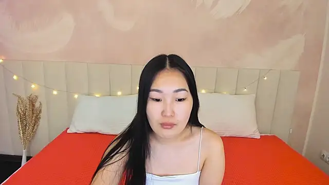 LanaMeiz online show from 11-13-25, 09:24