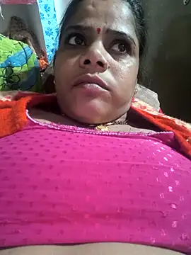 Hot suini online show from 12-18-25, 04:33