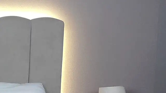 Snapshot of EvaNova_ chatting on 06-14-26, 11:11 EvaNova online show from 06-14-26, 11:11