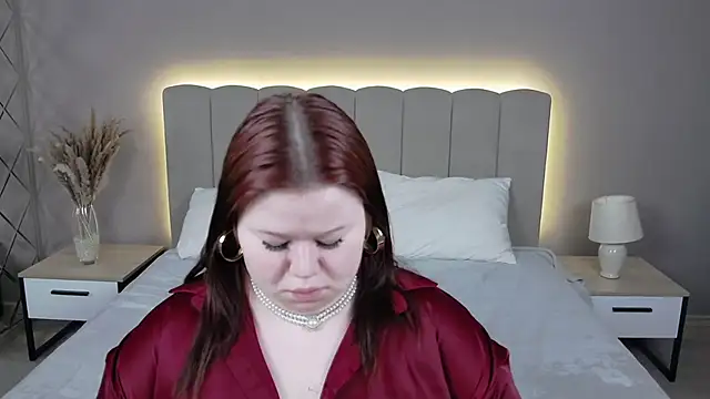 EvaNova  online show from 04-18-26, 08:16