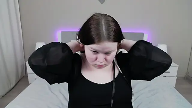 EvaNova  online show from 11-21-25, 12:26