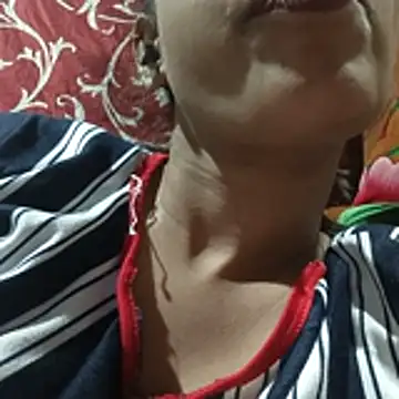 Snapshot of manishakapoor chatting on 11-18-25, 02:53 manishakapoor online show from 11-18-25, 02:53