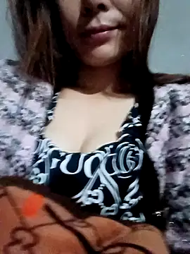 Lyla john online show from 01-10-26, 01:34