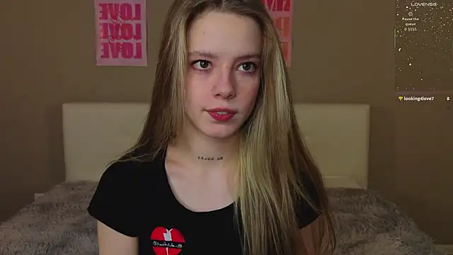 Snapshot of TiffinyMergist chatting on 02-08-26, 06:38 TiffinyMergist online show from 02-08-26, 06:38