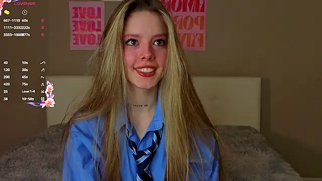 Snapshot of TiffinyMergist chatting on 01-16-26, 07:18 TiffinyMergist online show from 01-16-26, 07:18