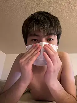 Snapshot of shunshun001006 chatting on 11-13-25, 03:16 shunshun001006 online show from 11-13-25, 03:16