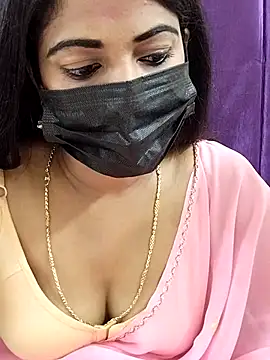 Snapshot of Honeya96 chatting on 11-09-25, 01:59 Honeya96 online show from 11-09-25, 01:59