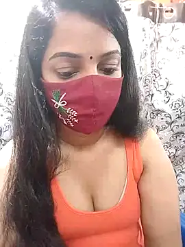 Honeya96 online show from 11-28-25, 08:25