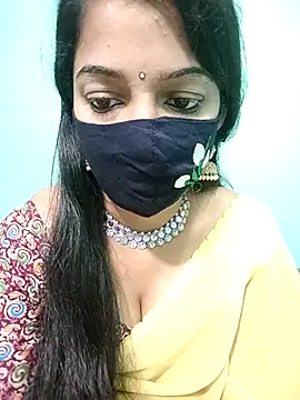 Honeya96 online show from 12-18-25, 03:33