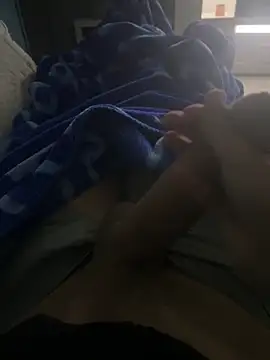 groschibre40100 online show from 02-03-26, 10:37