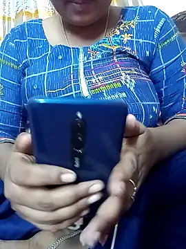 CuteMahi1 online show from 11-08-25, 04:43