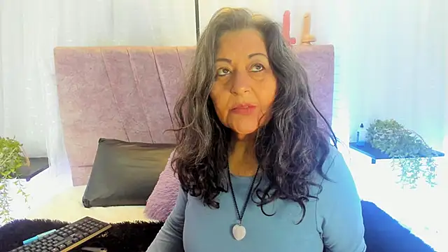 Victoriaa Anderson online show from 03-19-26, 01:33