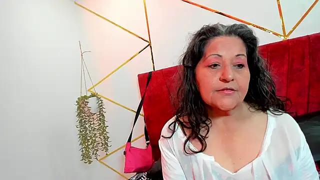 Victoriaa Anderson online show from 12-18-25, 10:57