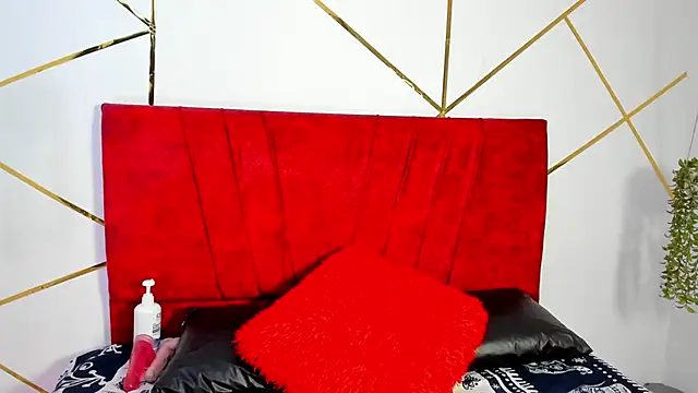 Victoriaa Anderson online show from 12-19-25, 11:29