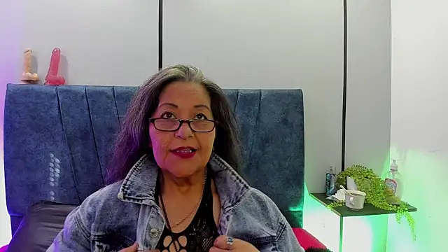 Victoriaa Anderson online show from 06-20-26, 01:16