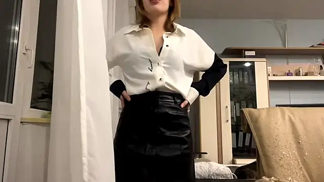 Snapshot of EchoValIey chatting on 11-09-25, 04:11 EchoValIey online show from 11-09-25, 04:11