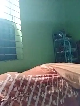 Snapshot of Keya-009 chatting on 05-15-26, 10:46 Keya-009 online show from 05-15-26, 10:46