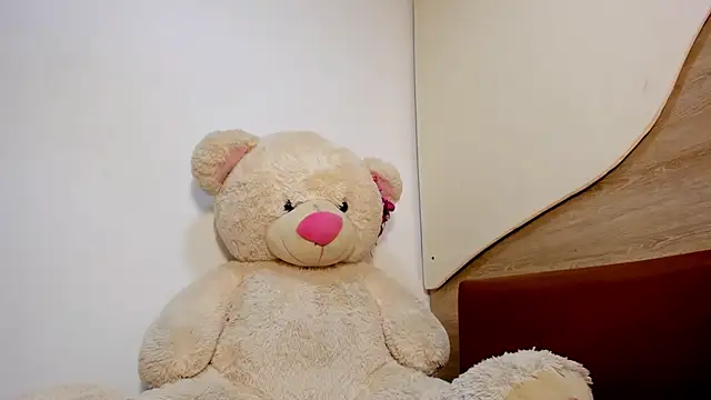 AMARA BRUNET online show from 12-01-25, 01:45