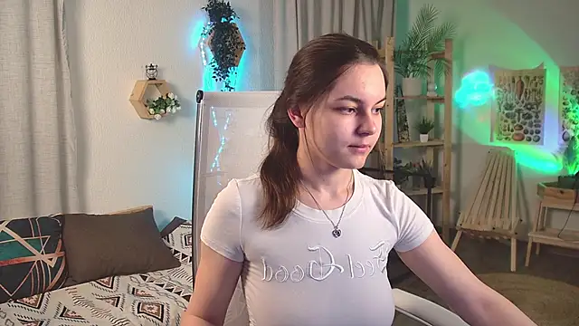 FrancescaCavaliere online show from 04-10-26, 06:09