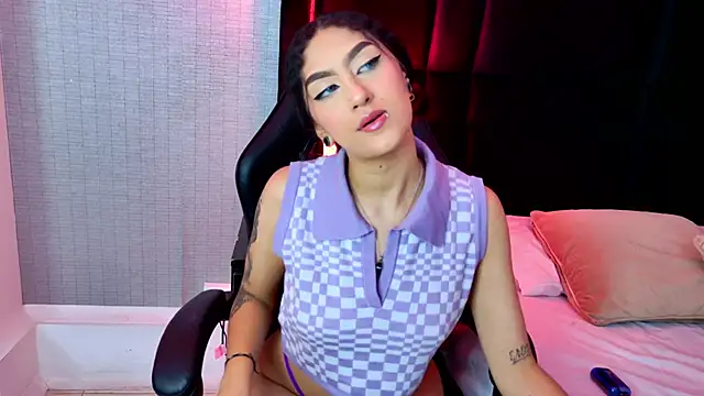 EllaEvanz online show from 11-27-25, 07:25