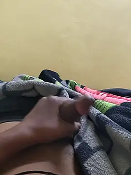 Im play-boy01 online show from 11-08-25, 09:29